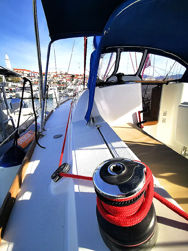 Sun Odyssey 33i - 