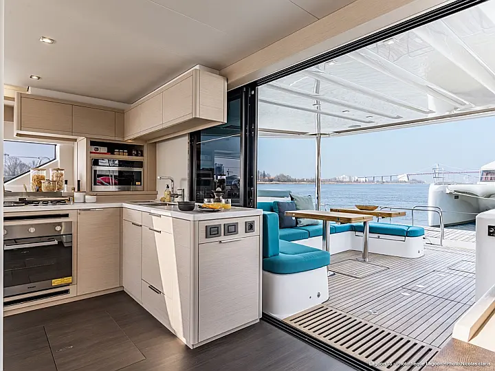 Lagoon 55 (5 cab) - 