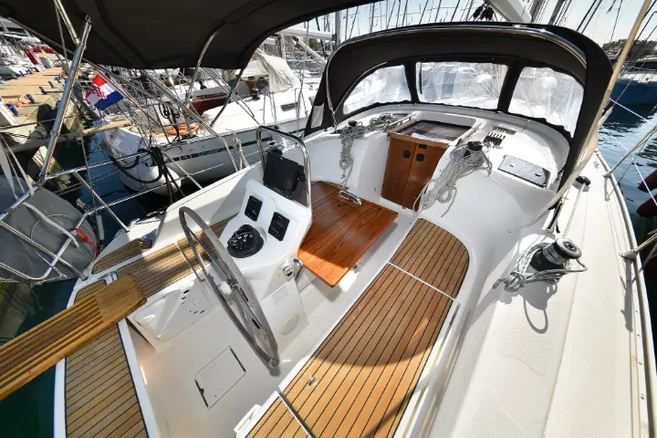 Bavaria 36 Cruiser - 