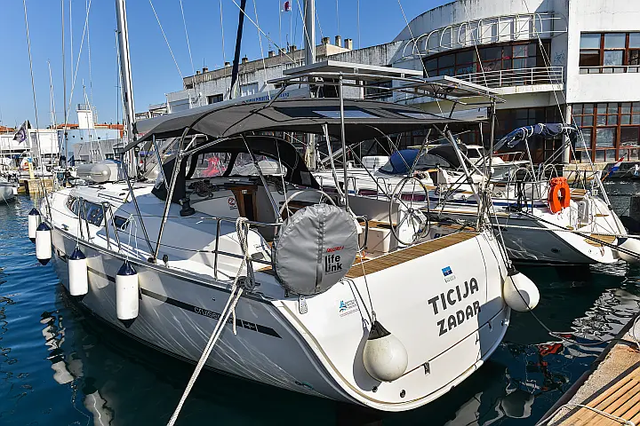 Bavaria Cruiser 46 - 