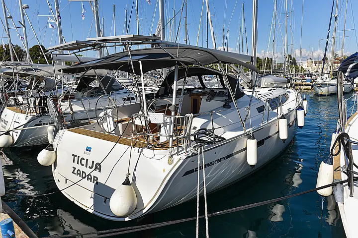 Bavaria Cruiser 46 - 