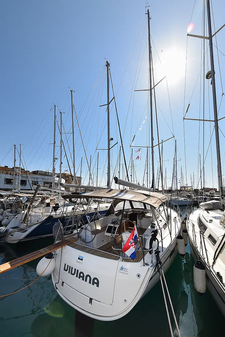 Bavaria 37 - 