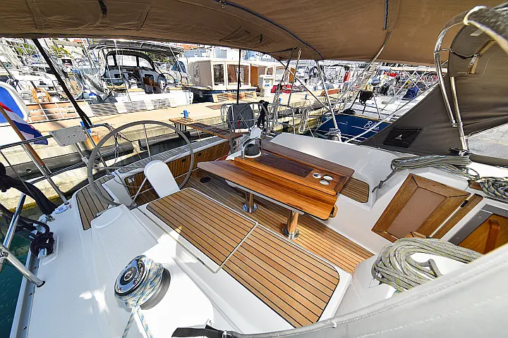 Bavaria 37 - 