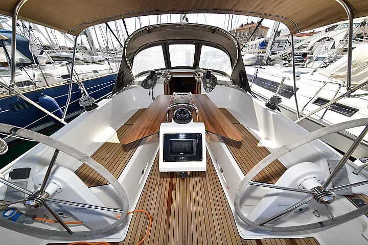 Bavaria 37 - 
