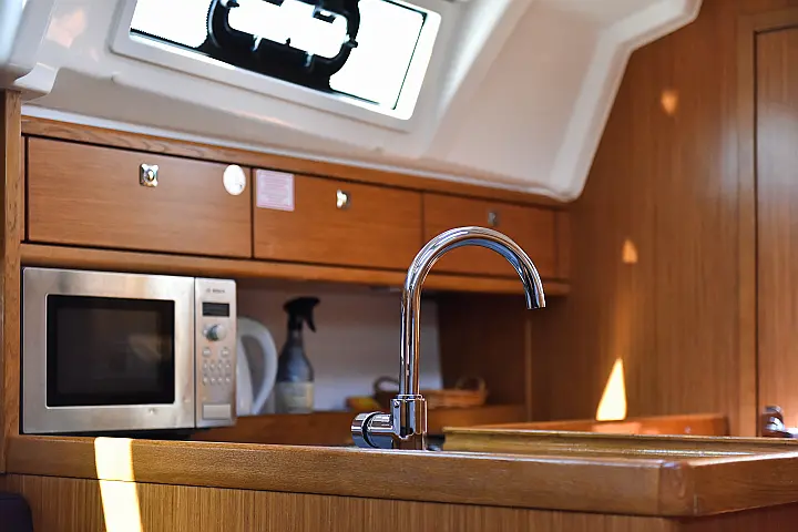 Bavaria 37 - 