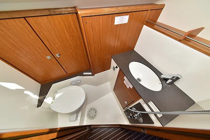 Bavaria 37 - 
