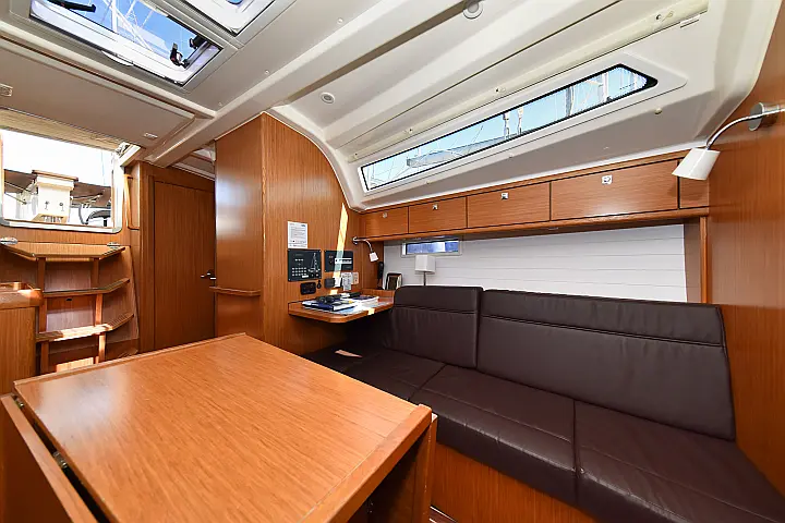 Bavaria 37 - 