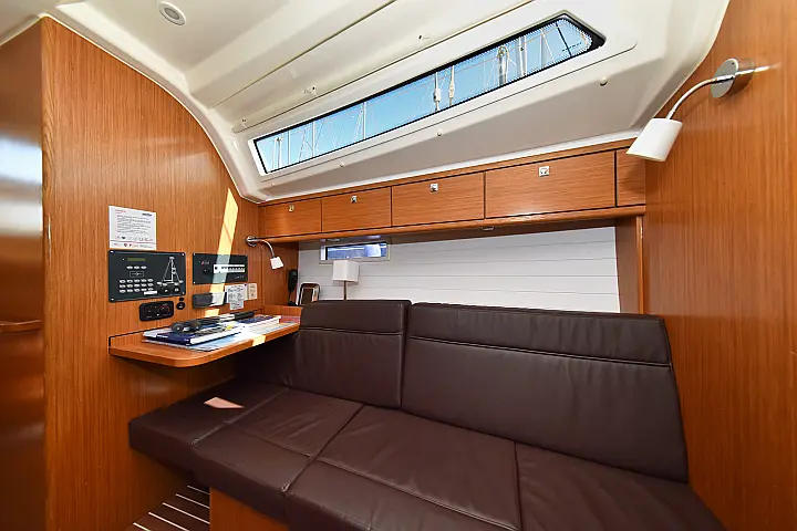 Bavaria 37 - 