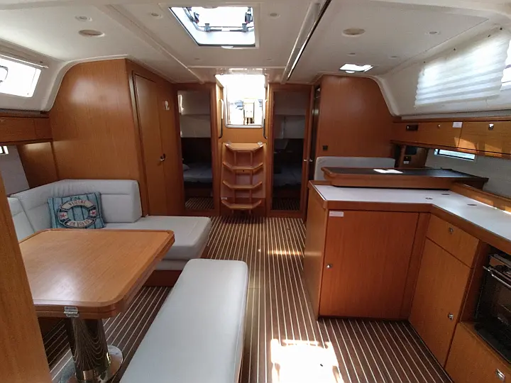 Bavaria Cruiser 51 - 