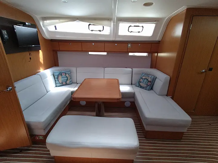 Bavaria Cruiser 51 - 