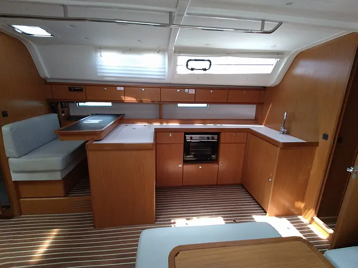 Bavaria Cruiser 51 - 