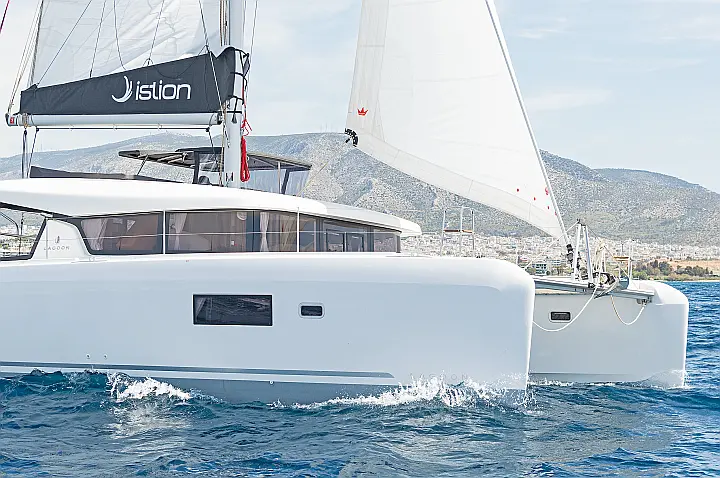 Lagoon 42 A/C & GEN - 