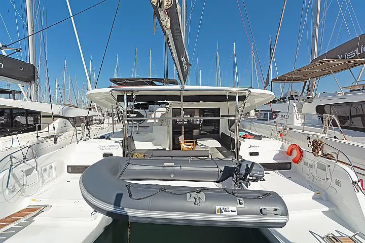 Lagoon 42 A/C & GEN - 