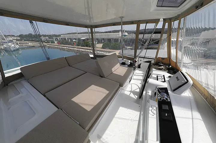 Lagoon 46 - 