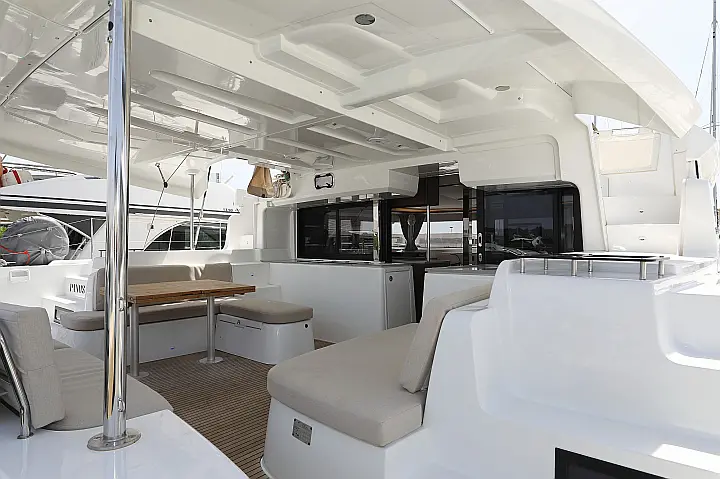 Lagoon 46 - 