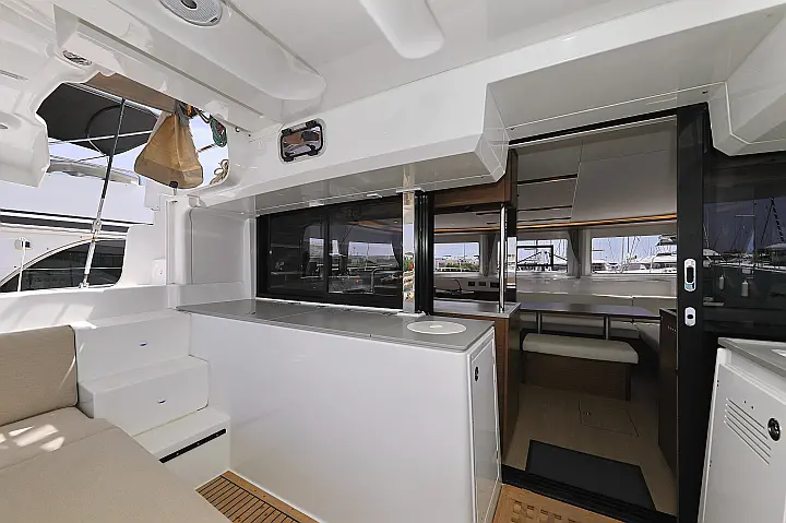 Lagoon 46 - 