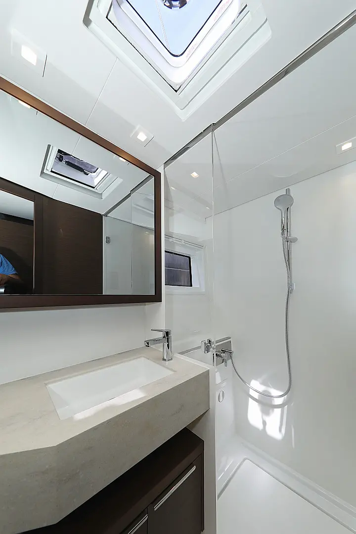 Lagoon 46 - 