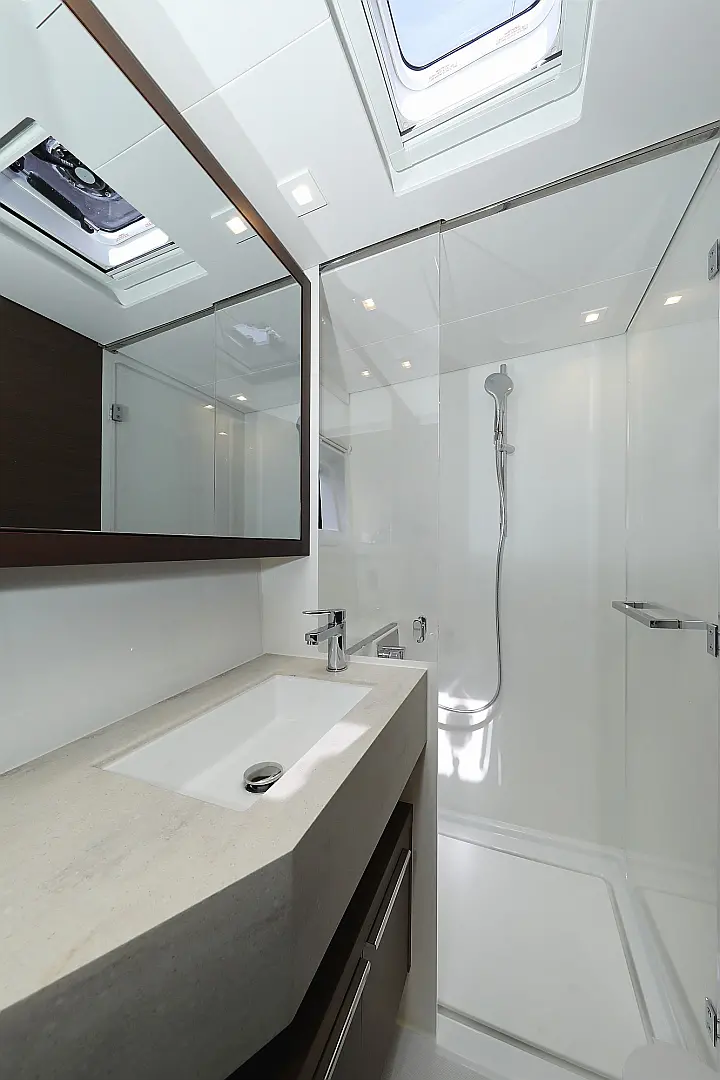 Lagoon 46 - 