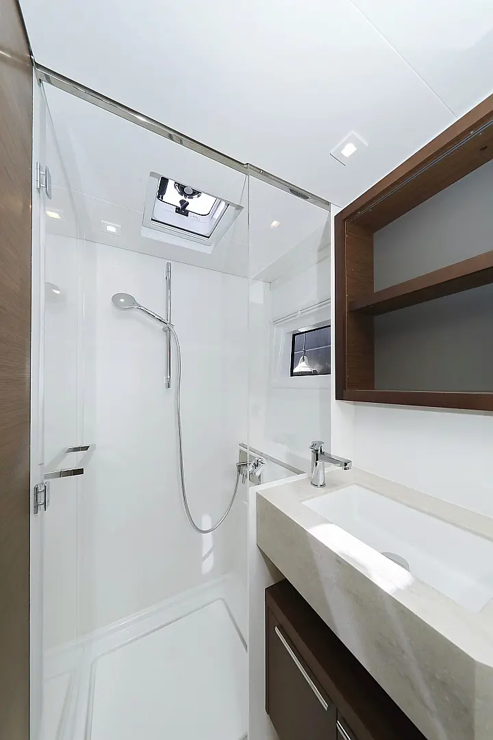 Lagoon 46 - 