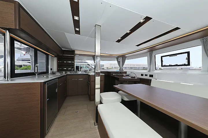 Lagoon 46 - 