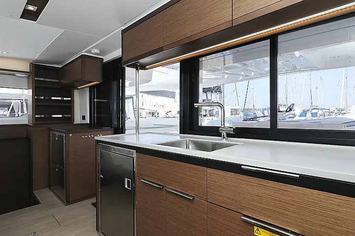 Lagoon 46 - 
