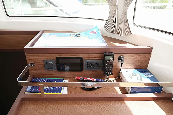 Lagoon 46 - 