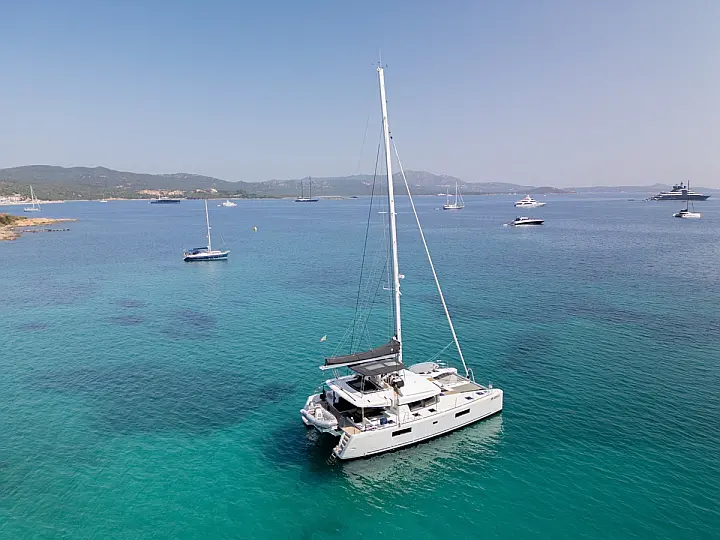 Lagoon 52F (5 cab) - 