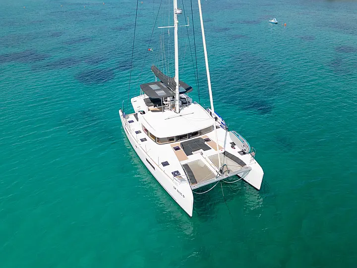 Lagoon 52F (5 cab) - 