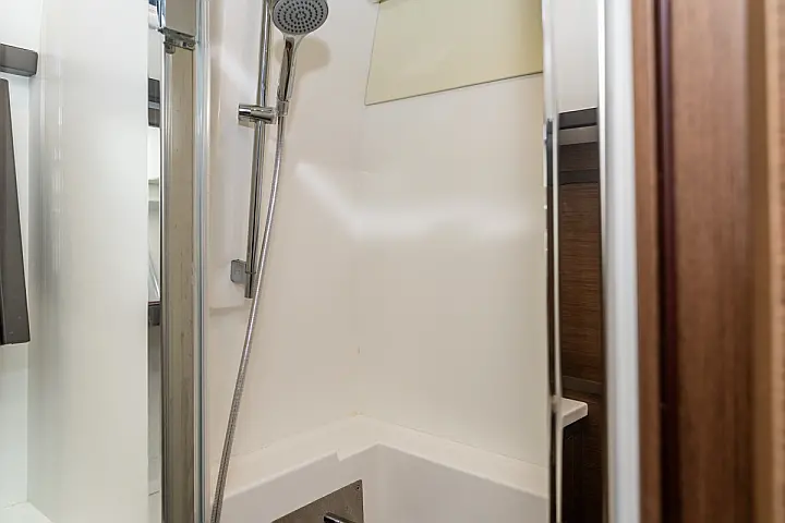 Lagoon 52F (5 cab) - 