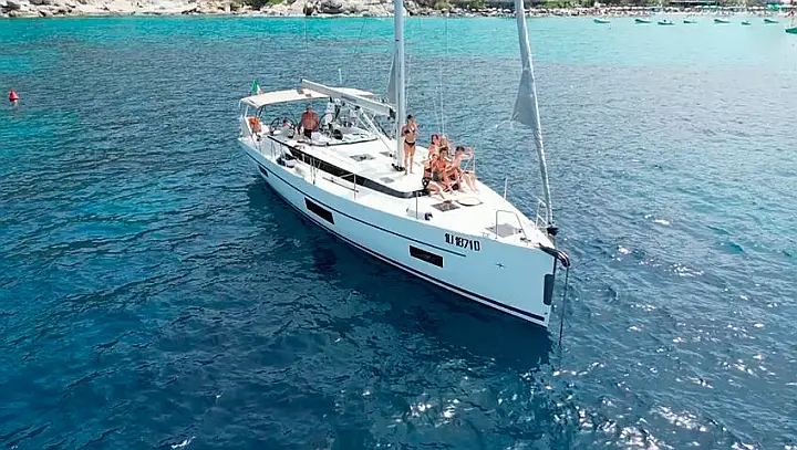 Bavaria C45 - 
