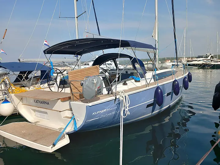 D&D Kufner 56 - 5 cab - External image