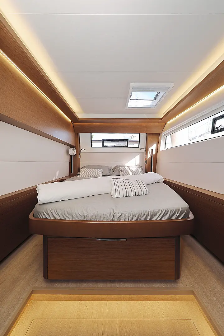 Lagoon 50/5 cab - 