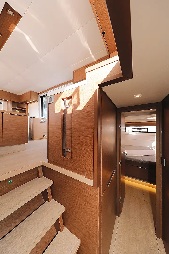 Lagoon 50/5 cab - 