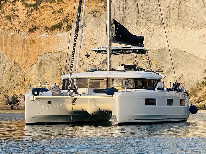 Lagoon 46 (3 CAB) - 