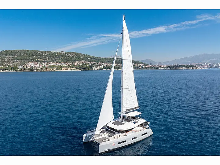 Lagoon 55 (2025) - External image