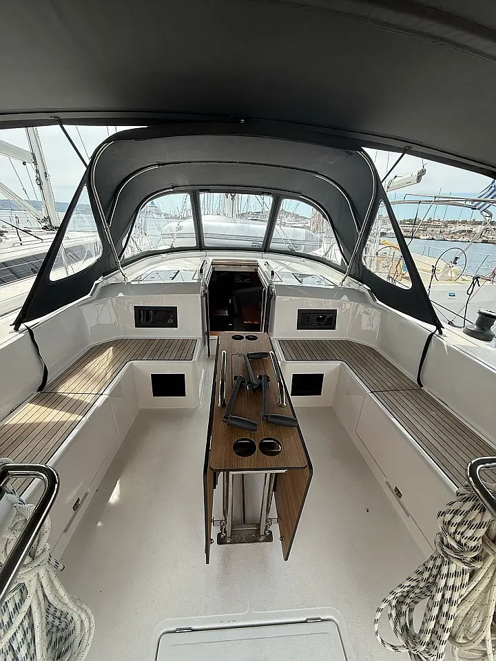 Bavaria C46 - 