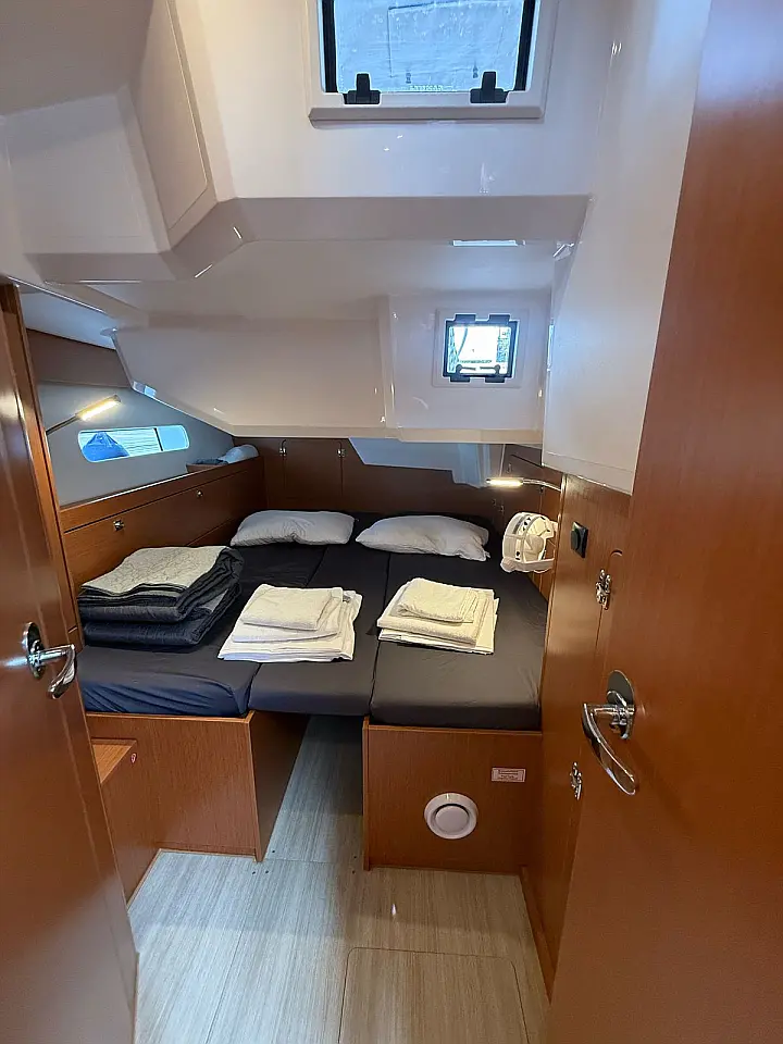 Bavaria C46 - 