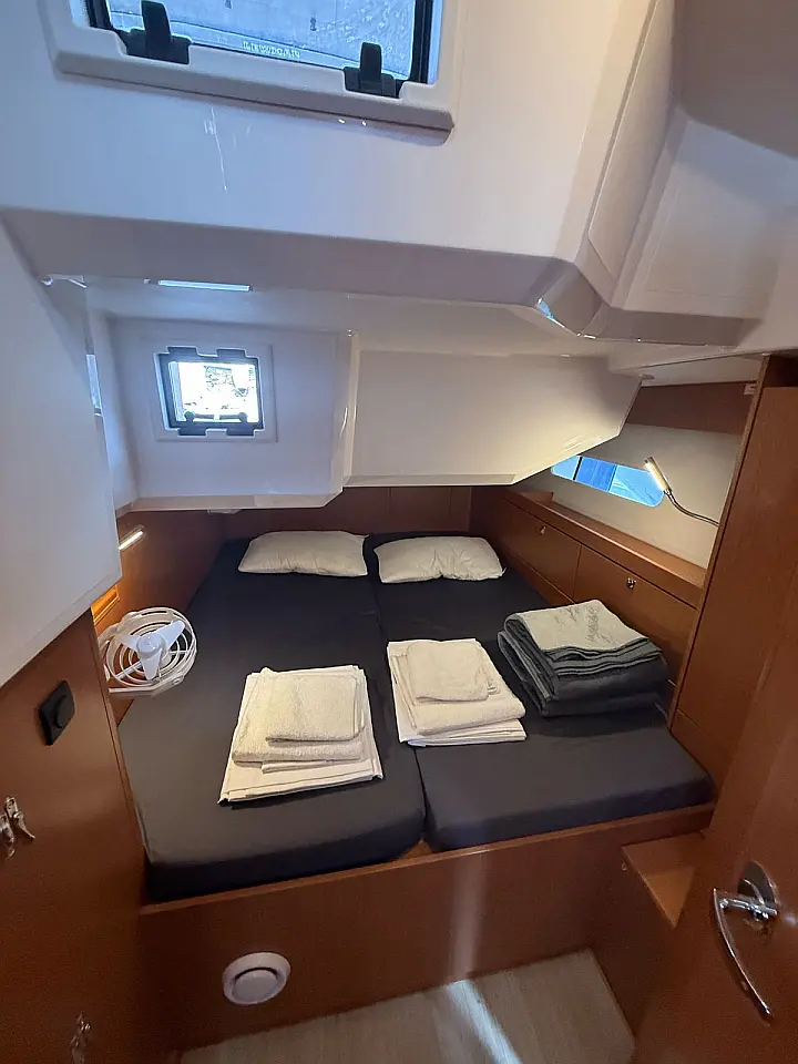 Bavaria C46 - 