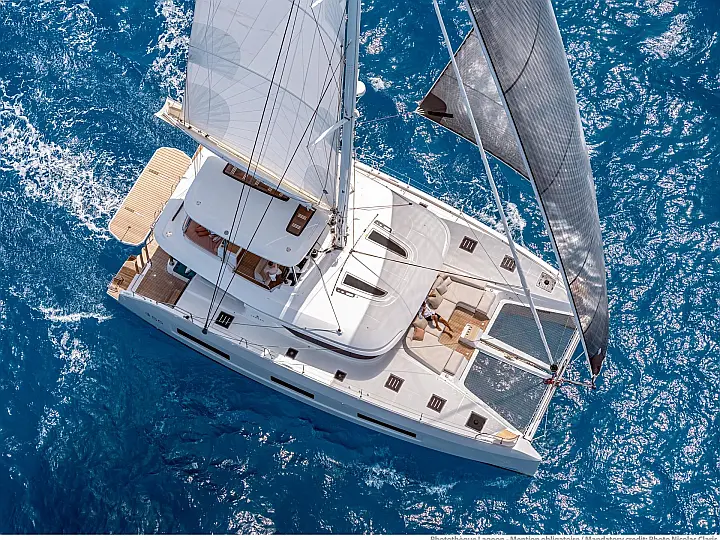 Lagoon 55 (2026) - External image