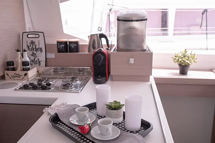 Fountaine Pajot Astréa 42 - 