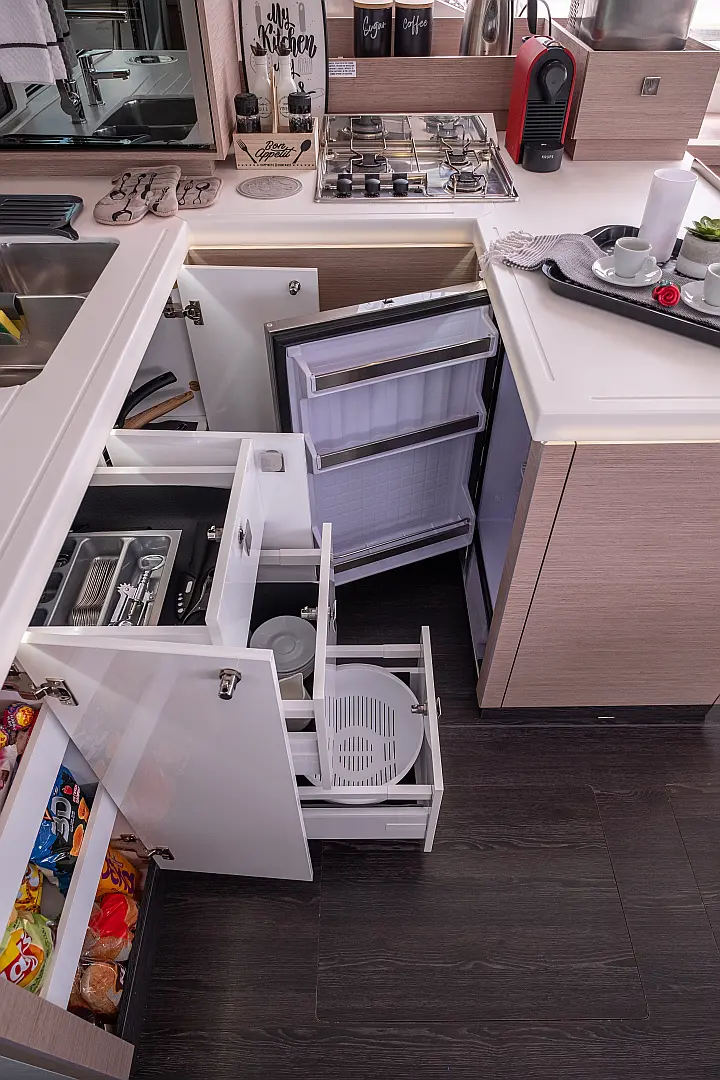 Fountaine Pajot Astréa 42 - 