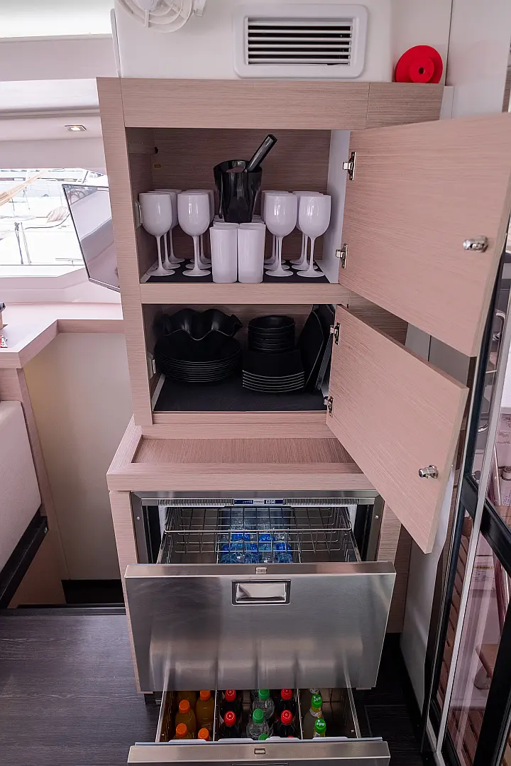 Fountaine Pajot Astréa 42 - 