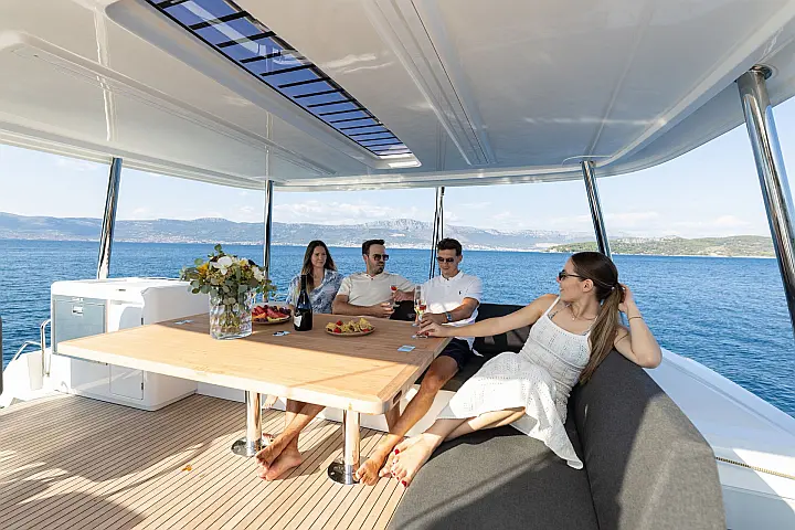 Lagoon 55 (2025) - 
