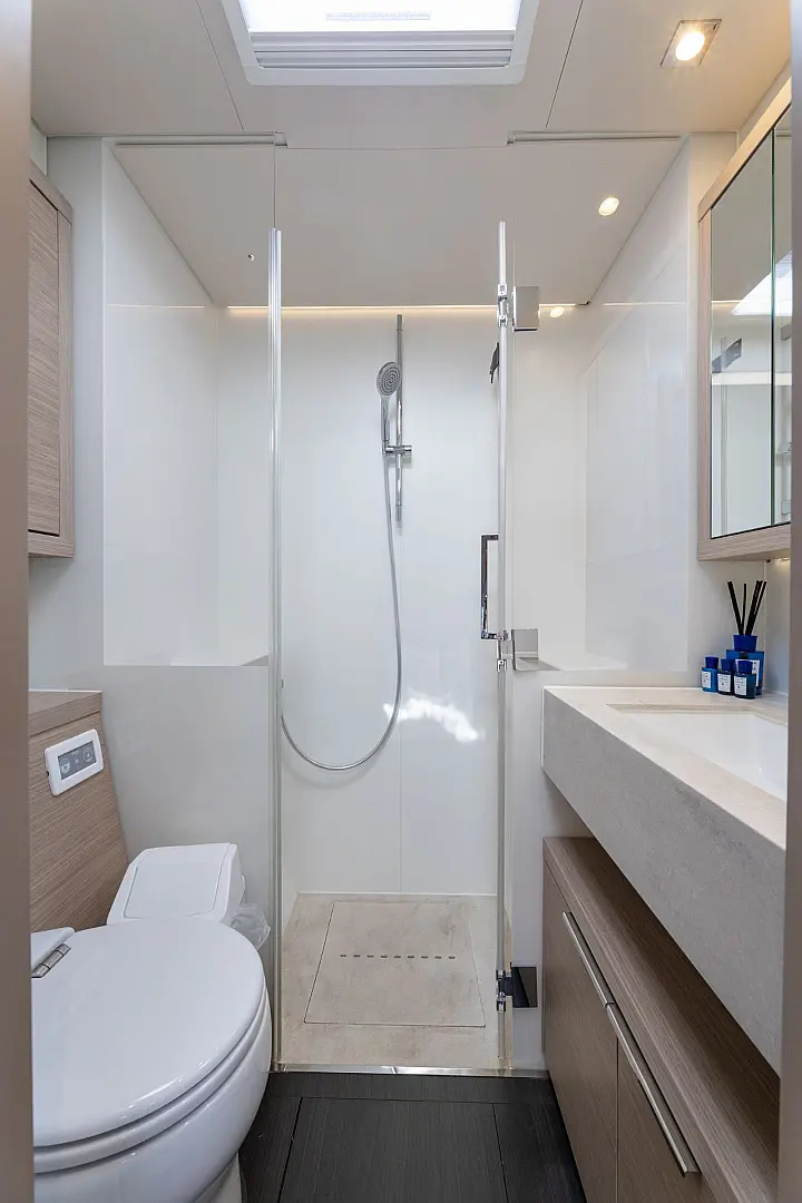 Lagoon 55 (2025) - 