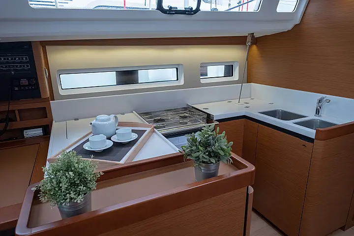 Sun Odyssey 440 - 