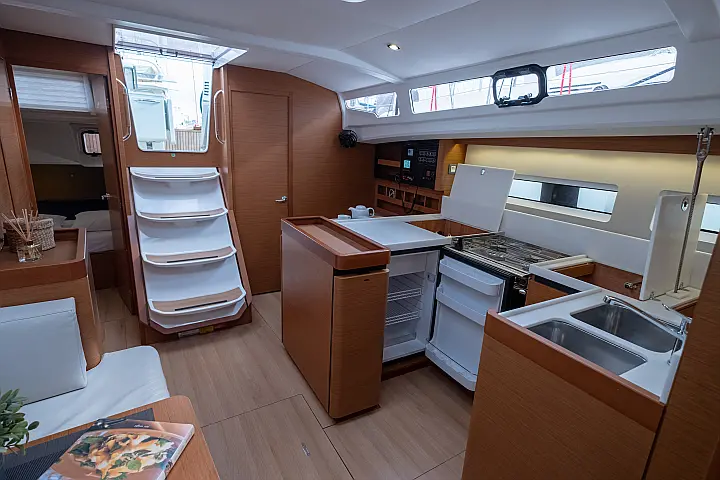 Sun Odyssey 440 - 