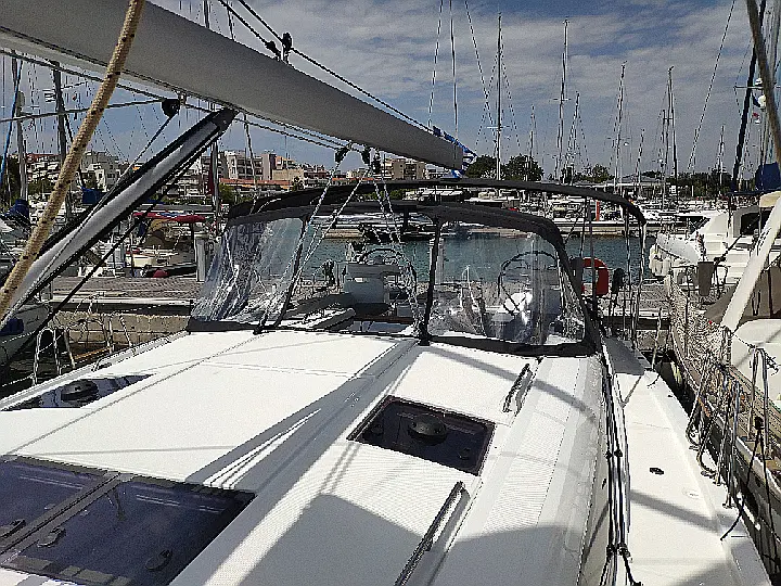 Jeanneau 51 - 