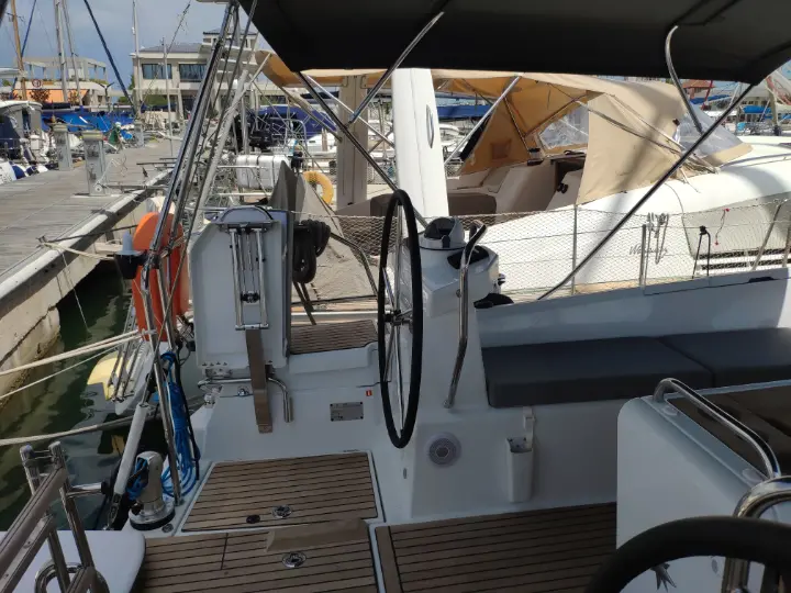 Jeanneau 51 - 