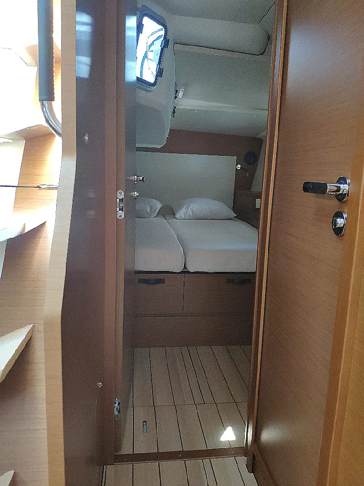 Jeanneau 51 - 