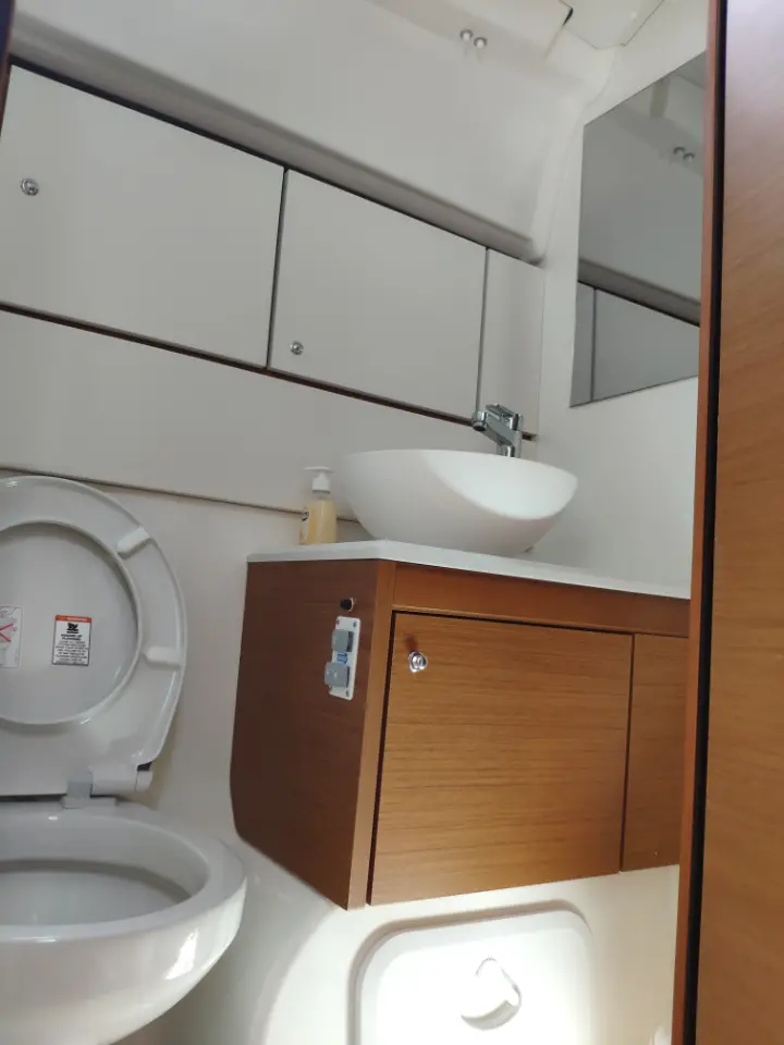 Jeanneau 51 - 
